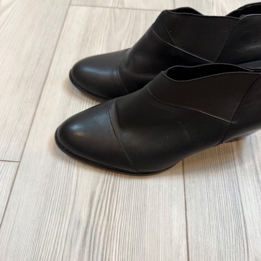 Vionic Point Black Leather Ankle Booties Orthaheel Block Heel TVW4151 Womens 8.5 - Picture 3 of 11